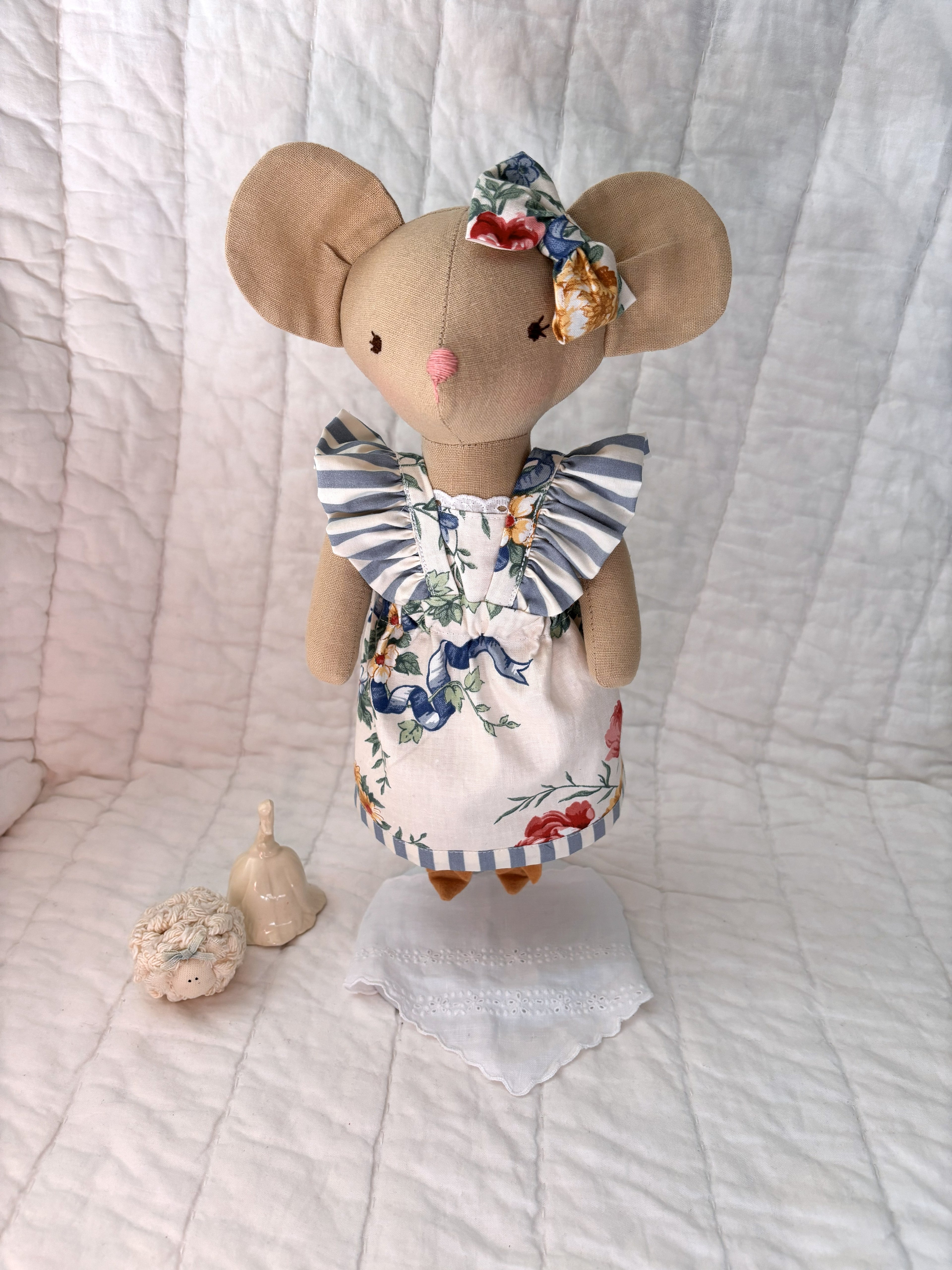 Dainty Mouse- Lola (Bluebell)