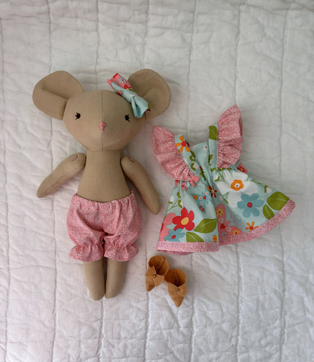 Dainty Mouse- Lola (Rosepop)
