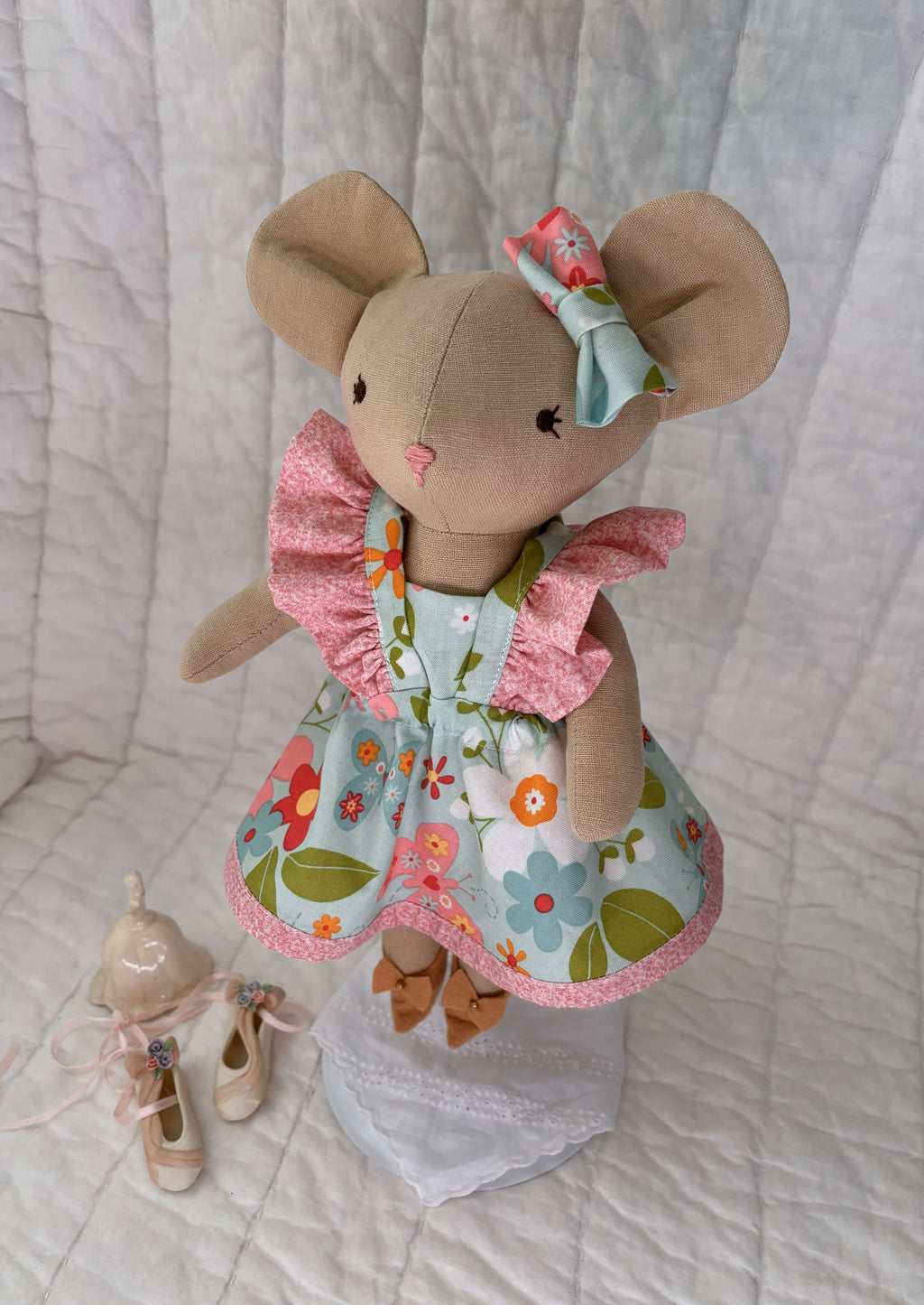 Dainty Mouse- Lola (Rosepop)